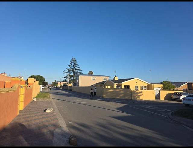 3 BEDROOM HOUSE FOR SALE IN LANGA